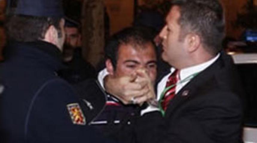 Erdoğan'a papu&ccedil; atmanın cezası