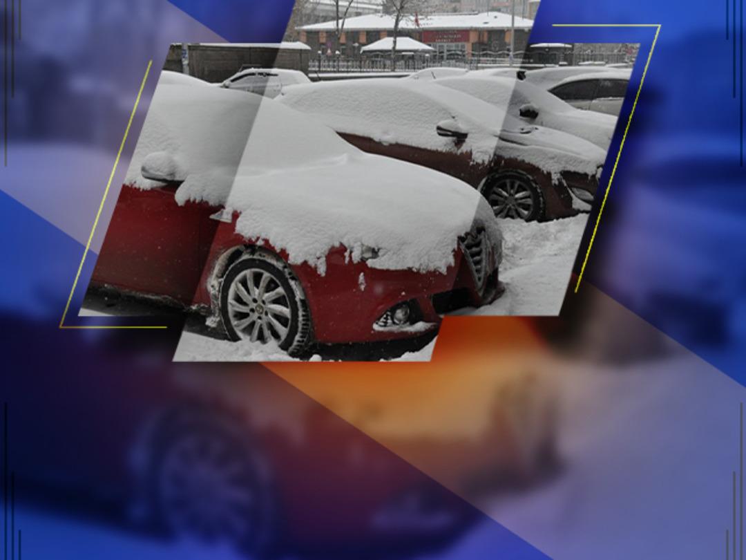 Eski kışlar geri d&ouml;nd&uuml;... Kar yağışı etkisini artırdı, Doğu Anadolu beyaza b&uuml;r&uuml;nd&uuml;! G&uuml;nlerdir devam ediyor