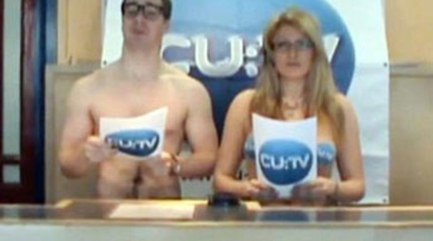 &Uuml;niversitede "&ccedil;ıplak" haberler!