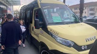 'Kucağımızda bir bebekle bindik, iki bebekle indik' Yolcu minibüsünde doğum! Adını 'Ebe Hakan' koyduk