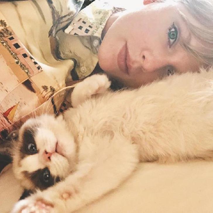 Ünlü şarkıcı Taylor Swift'in yapay zekayla oluşturulan müstehcen görüntüleri sosyal medyada yayıldı! Tepkilerin üzerine Beyaz Saray'dan yasal düzenleme hamlesi geldi G3