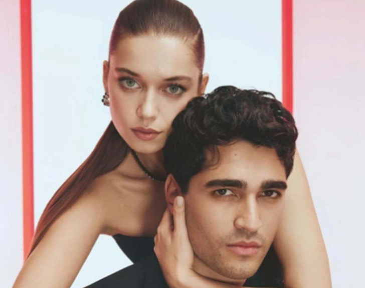 Yalı Çapkını'nın Ferit'i Mert Ramazan Demir ve Seyran'ı Afra Saraçoğlu aşkı yeniden başladı! Sarmaş dolaş görüntülendiler... G1