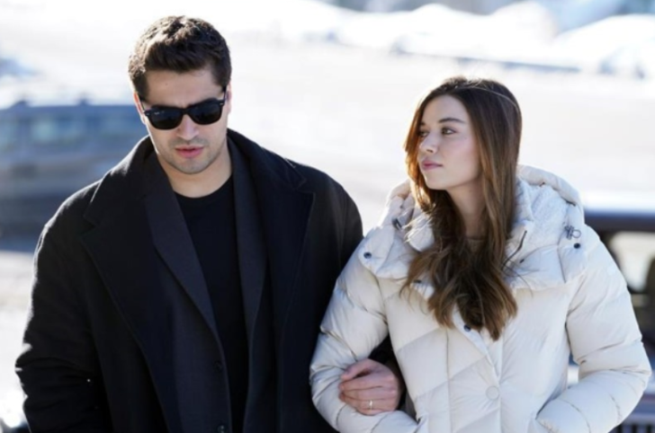 Yalı Çapkını'nın Ferit'i Mert Ramazan Demir ve Seyran'ı Afra Saraçoğlu aşkı yeniden başladı! Sarmaş dolaş görüntülendiler... G2