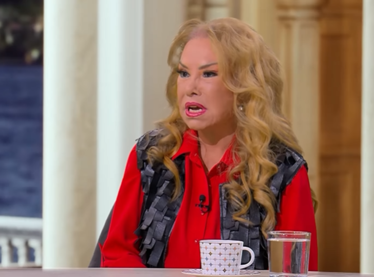 83 yaşında yüz ve boyun gerdiren Bedia Akartürk'ün son hali dikkat çekti!  G2