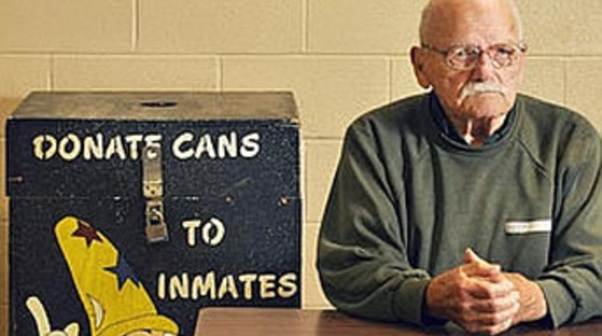 Bu da asırlık sapık!