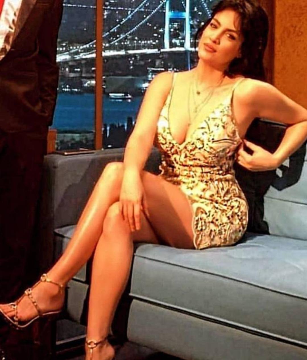 Paylaşımları m&uuml;stehcen bulunuyordu! Tuğba Ekinci'den olay paylaşım