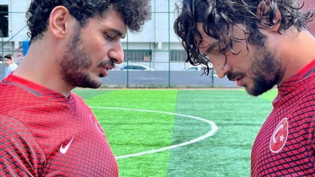 Survivor'un yıldızı Barış Telli'nin hayatı film oluyor! Başrolünü Taner Ölmez'in üstlendiği Hayatla Barış filminin afişi yayınlandı