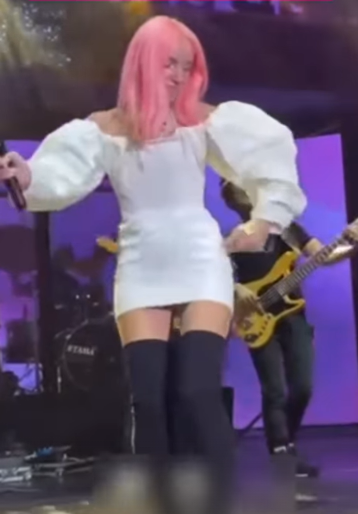 Ünlü şarkıcı Gülşen, Dilber akımına uymuştu... Performansına Hatice'den bomba yorum! G3