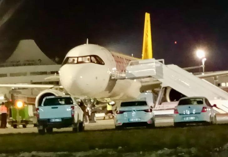 Kargo bölümünden sesler geldi! İstanbul-Riyad uçağı acil iniş yaptı