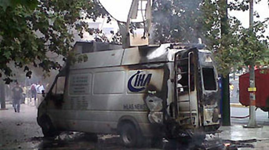 İHA canlı yayın aracını yaktılar