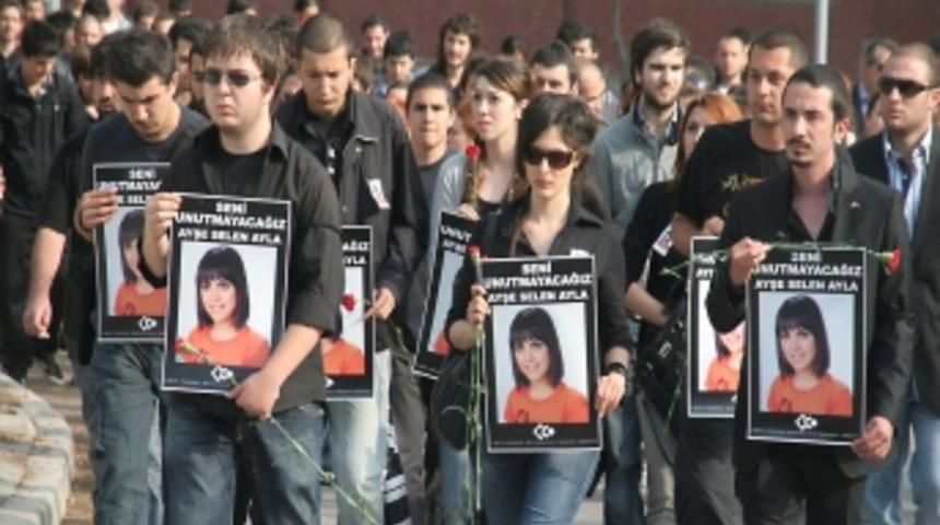 Ayşe i&ccedil;in sessiz y&uuml;r&uuml;y&uuml;ş