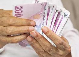 Emekli bayram ikramiyeleri için 3 formül masada! "2024 emekli ikramiyesine yüzde yüz zam ihtimali..." Canlı yayında 'nisan öncesi' işaret edildi