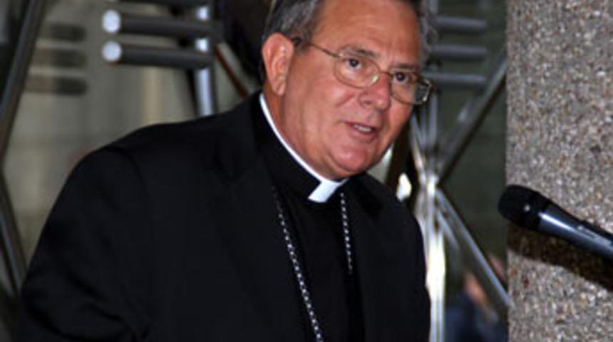 Episkopos başı kesilerek &ouml;ld&uuml;r&uuml;ld&uuml;