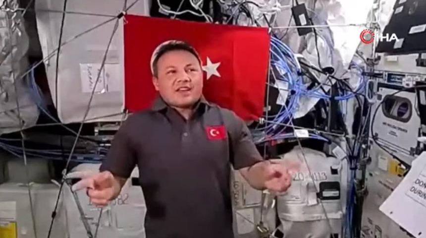 İki hafta sonra Dünya'da ilk oraya inecek! Alper Gezeravcı'ya gelen soru dikkat çekti