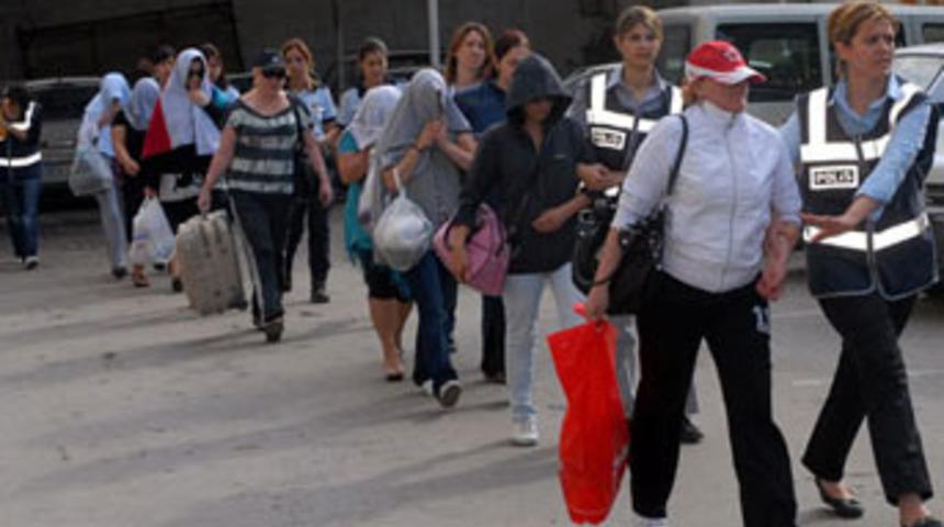 &Ccedil;apkın koca şikayeti, &ccedil;ete &ccedil;&ouml;kertti