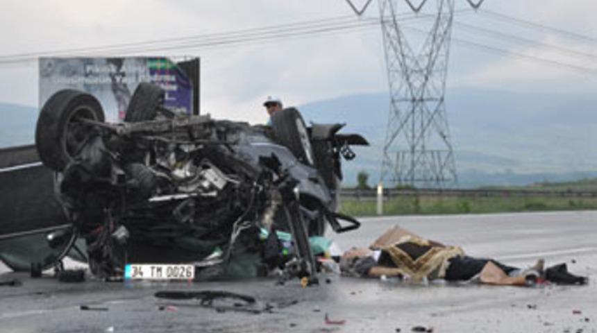 İstanbul &Uuml;niversitesi yasta
