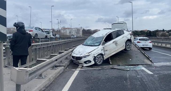 İstanbul'da zincirleme trafik kazası! Yaralılar var G1
