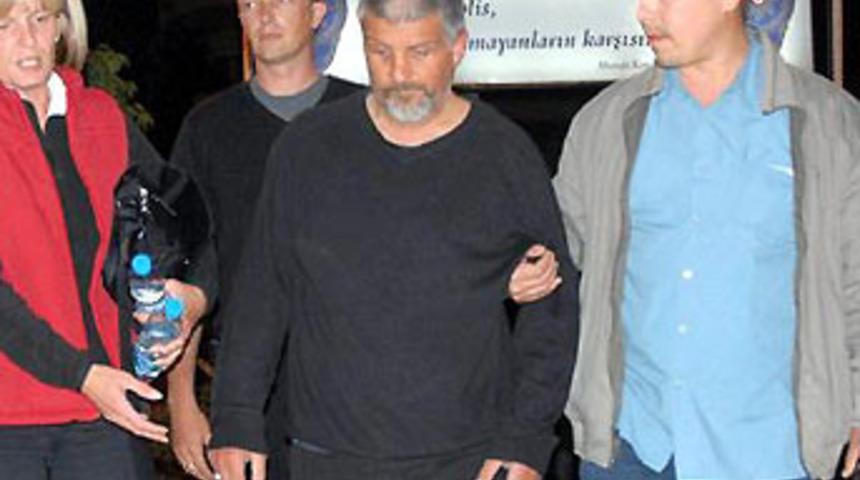 Yılan ve kaplumbağa yedi!