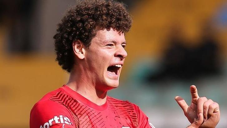 İsmail Kartal maçın ardından 'yerli bir santrfor arıyoruz' demişti! O ismin Galatasaray altyapısından yetişen Erencan Yardımcı olduğu ortaya çıktı G5