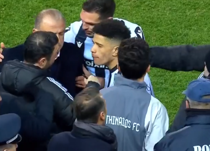 Panathinaikos ile çıktığı 5'nci maçında ilk yenilgisini tattı! Terim PAOK'un attığı gol sonrası çılgına döndü, sahaya polis ekipleri girdi G4