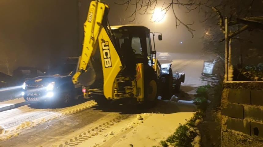 Kdz. Ereğli’nin yüksek kesimlerinde kar temizleme çalışmaları sürüyor