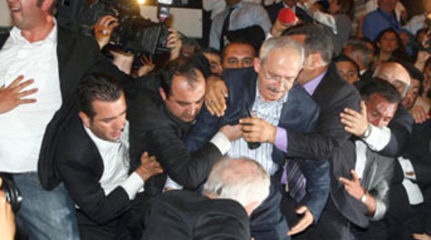 CHP'de Gandi r&uuml;zgarı! Rekor oyla tek aday!