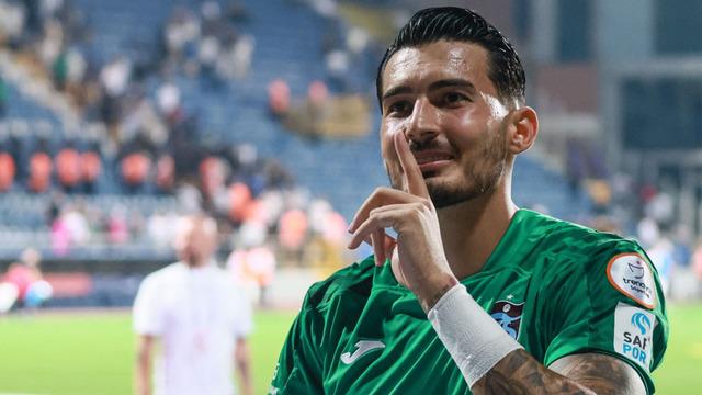 İsmi birçok kulüple anılıyordu! Uğurcan Çakır o ekibe resti çekti... 'Formalarını giymem'