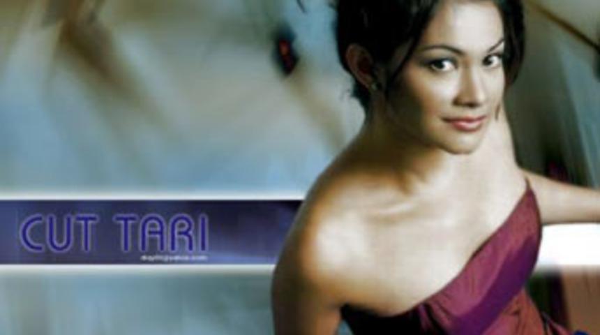 &Uuml;lkeyi ayağa kaldıran seks skandalı