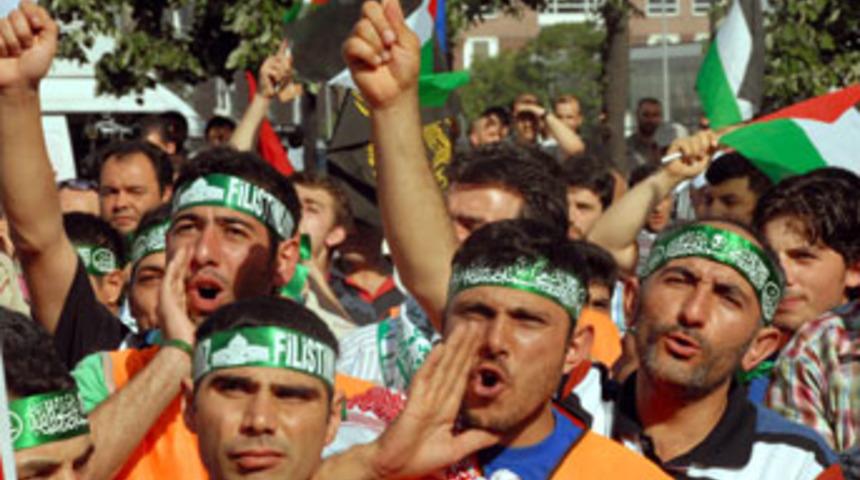 İsrail'e Taksim'de b&uuml;y&uuml;k protesto