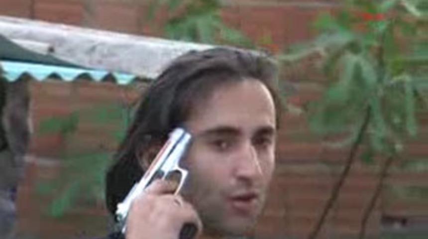 Tetiğe bastı ama...