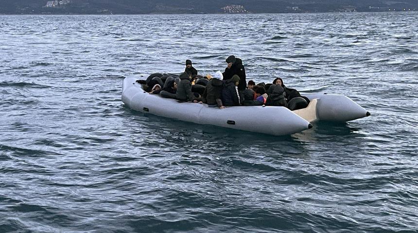 Çanakkale açıklarında 37 düzensiz göçmen kurtarıldı