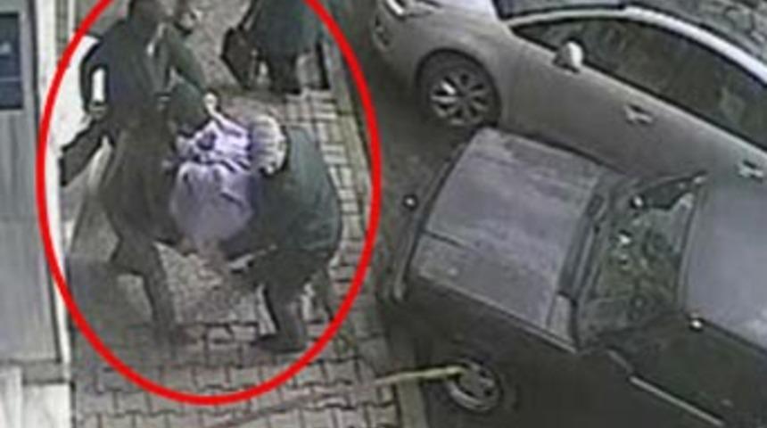 Kasa hırsızları g&uuml;venlik kamerasında