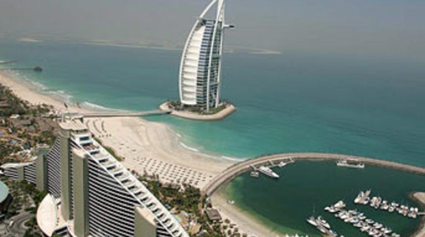 10 yaşında iki tecav&uuml;zc&uuml;y&uuml; alt etti