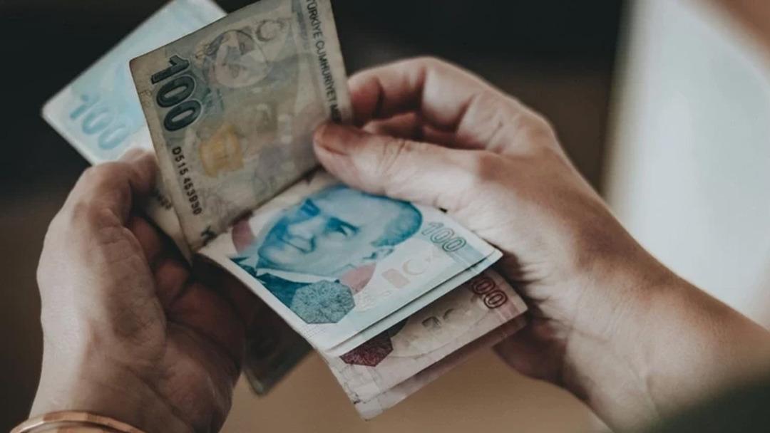 Ev hanımlarına prim desteğinde ayrıntılar netleşmeye başladı, SGK Uzmanı, sigorta giriş detayına işaret etti: "Prim g&uuml;n&uuml; ve yaş buna g&ouml;re hesaplanacak!"