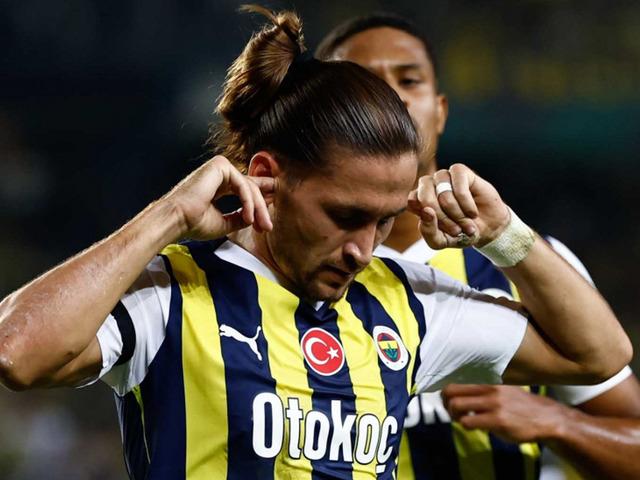 Fenerbahçe'de ayrılık yaşandı!