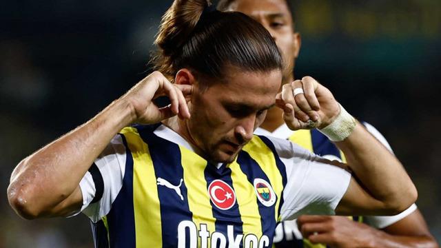 Fenerbahçe'de ayrılık yaşandı! Takımda forma giyemeyen Crespo, İspanyol ekibiyle anlaşma sağladı