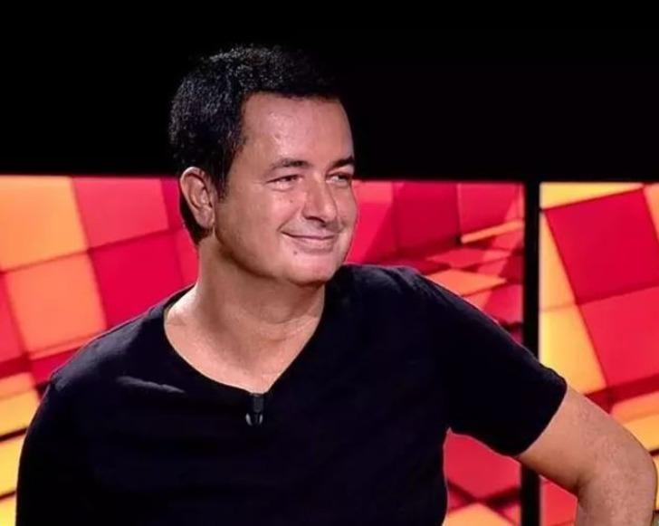 Acun Ilıcalı ödül töreninde telefonundan Survivor yarışmasını göstermek isterken gerildi! Şeyma Subaşı'nın mesajı ifşa olmuştu G1