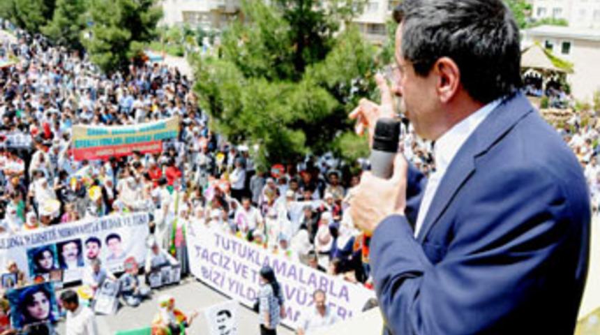 'K&uuml;rtler yaşamı cehenneme &ccedil;evirecek'