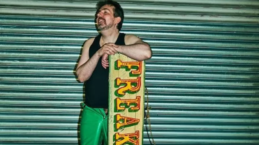 Ortalamanın iki katından daha büyük! "Dünyanın en büyük penislerinden birine sahibim" dedi... Artılarını ve eksilerini anlattı