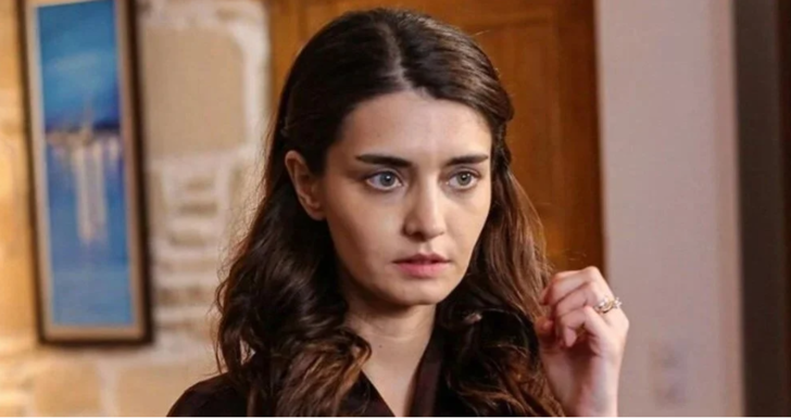 Değişimiyle adından söz ettirmişti... Ufak Tefek Cinayetler'in genç yıldızı Tülin Ece evlendi G1