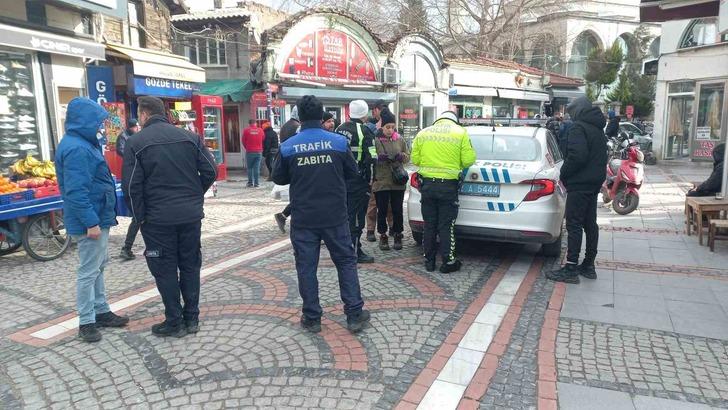 24 bin TL'lik trafik cezası! Motorunun başına geldiğinde polisleri gördü... Kardeşi bu kez kaçamayınca 'Devletimiz var olsun, sağ olsun' dedi G4