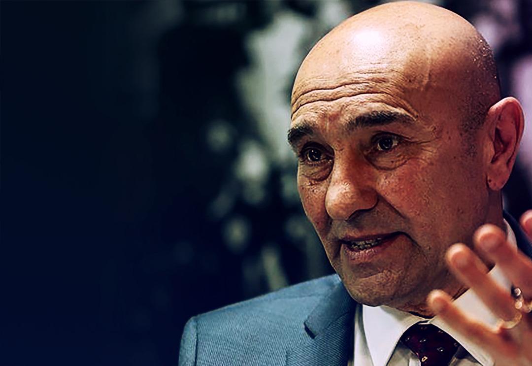 Tun&ccedil; Soyer'i &ouml;fkelendiren '5 dakika' detayı! Koltuğuna veda etmeye hazırlanırken CHP'ye sert y&uuml;klendi