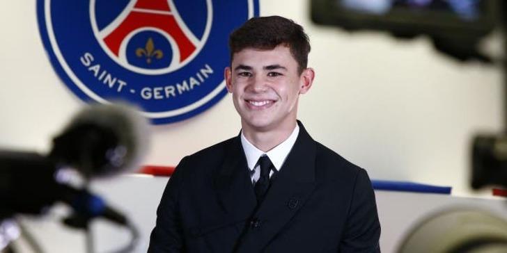 CANLI | Transfer ateşi yandı! Sacha Boey Türkiye'de değil, dünyada da zirvede yer alıyor! Fenerbahçe ve Galatasaray yeni transferlerine imza atmak için saatleri sayıyor... G2