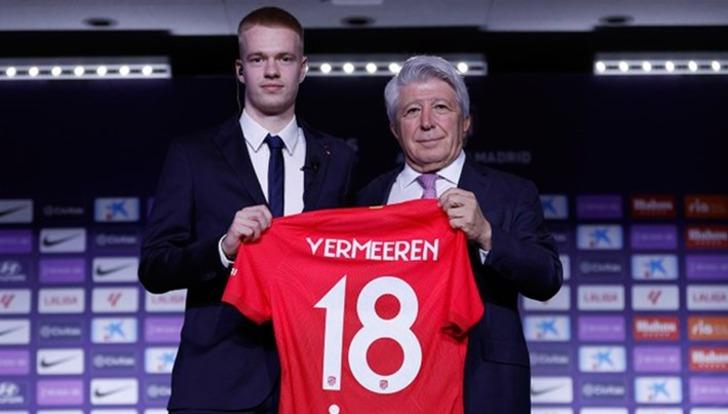 CANLI | Transfer ateşi yandı! Sacha Boey Türkiye'de değil, dünyada da zirvede yer alıyor! Fenerbahçe ve Galatasaray yeni transferlerine imza atmak için saatleri sayıyor... G3