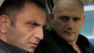 Kurtlar Vadisi'nin Ştandart Kazım kaslı haliyle yıllara meydan okuyor! Yurt dışında yaşıyor