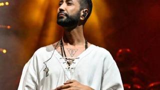 Ünlü şarkıcı Tan Taşçı imaj yeniledi... Son haline yorum yağdı! Abi ne yaptın kendine...