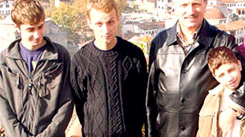 Eski Bakandan 240 milyon $'lık yatırım