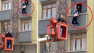 Camdan atlamak istedi, son anda kurtardılar! Korku dolu anlar kamerada