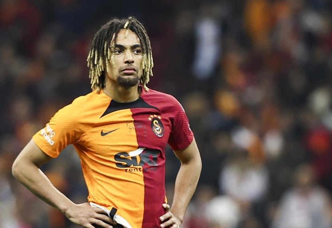 Sacha Boey'in ardından Galatasaray'da bir ayrılık daha! Angelino İtalyan devine gitti