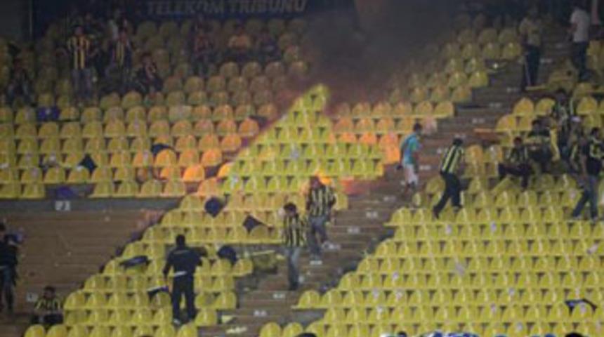 Kadık&ouml;y'de b&uuml;y&uuml;k olaylar &ccedil;ıktı